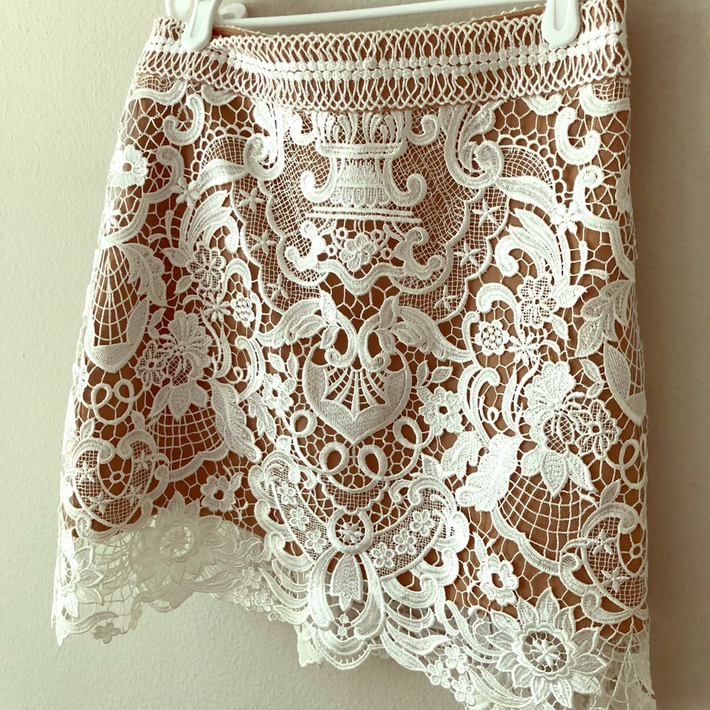 Self—Portrait Short lace skirt